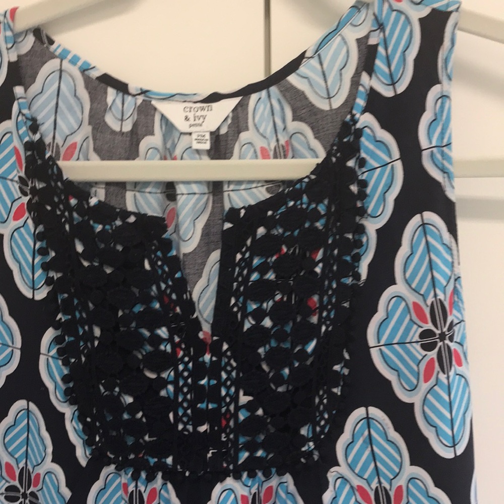 Crown and Ivy sleeveless top. - Picture 2 of 5